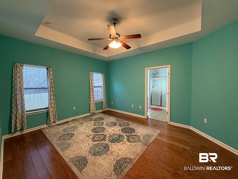 10720 Dunmore Dr — Photo 10