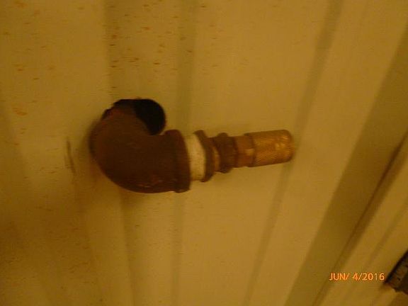 5th image of 801 W 11th St