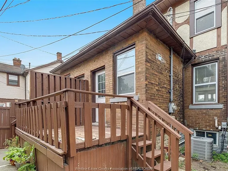 116 Elm Ave — Photo 24