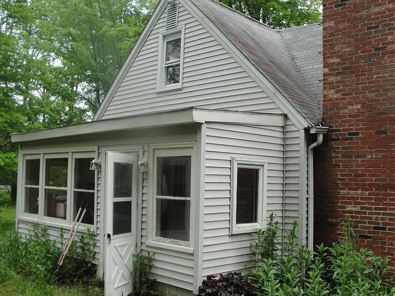 1st image of 3100 N Park Avenue Ext