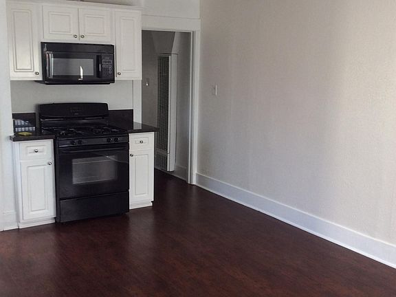 3rd image of 1441 W 84th St
