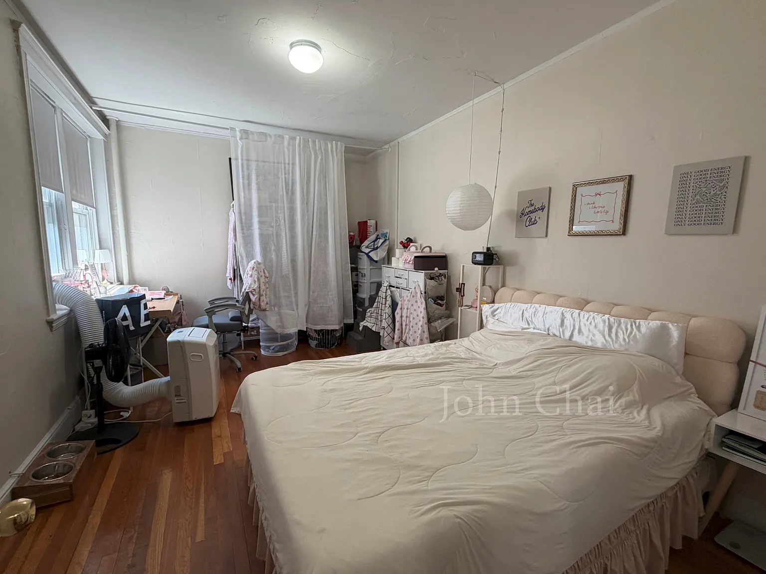 2 bed, 700 sqft, $2,225 — Photo 1
