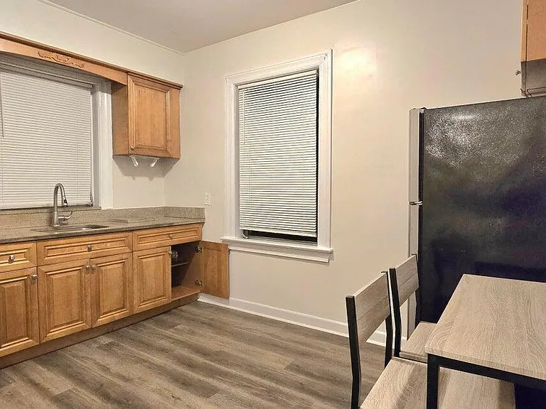 333 Walton Blvd #3 — Photo 2