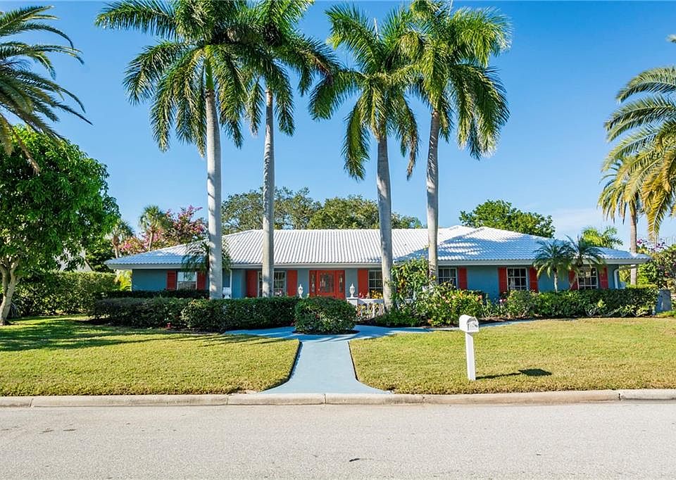 646 Mourning Dove Dr, Sarasota, FL 34236 | Zillow