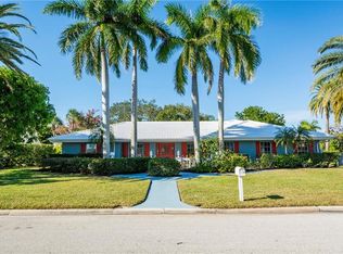 646 Mourning Dove Dr, Sarasota, FL 34236
