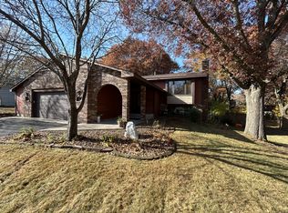 11986 Goldenrod St NW, Coon Rapids, MN 55448