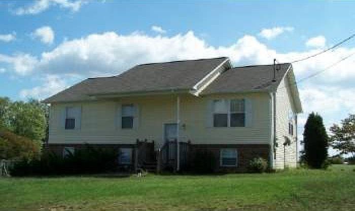Split Foyer on 1/2 Acre