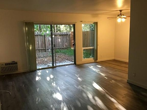 3rd image of 5305 Lindley Ave APT 6