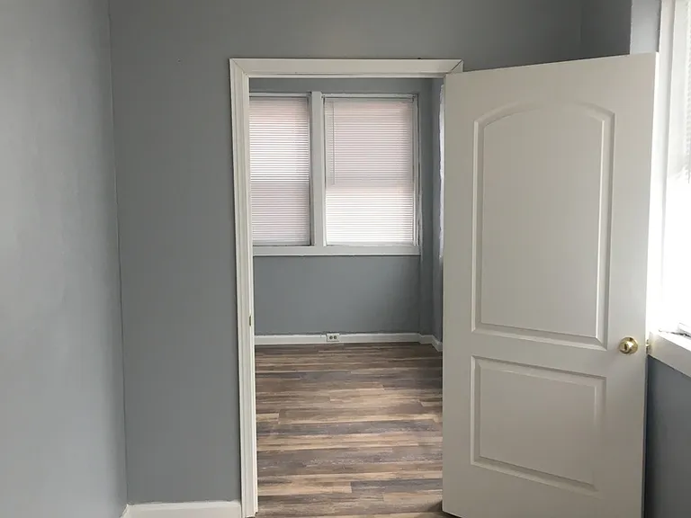 4217 Grand Blvd. — Photo 14