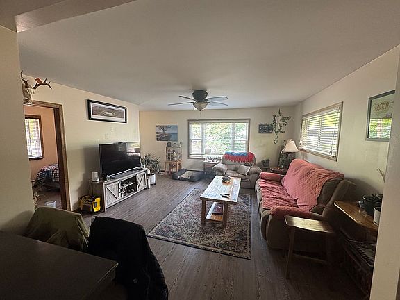 5th image of 1705 Woodland Ave