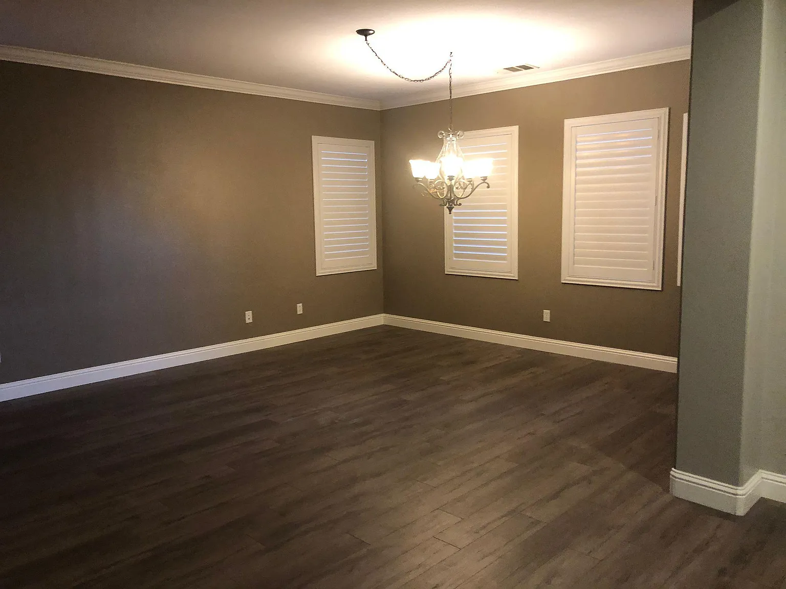 10305 Titanium St — Photo 2