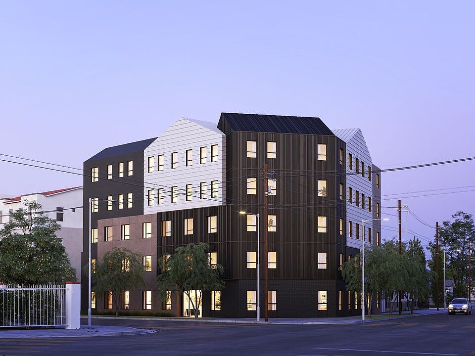 1st image of 964 E Jefferson Blvd