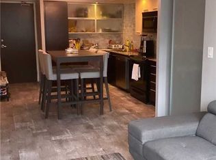 8 Telegram Mews #306, Toronto, ON M5V 3Z5