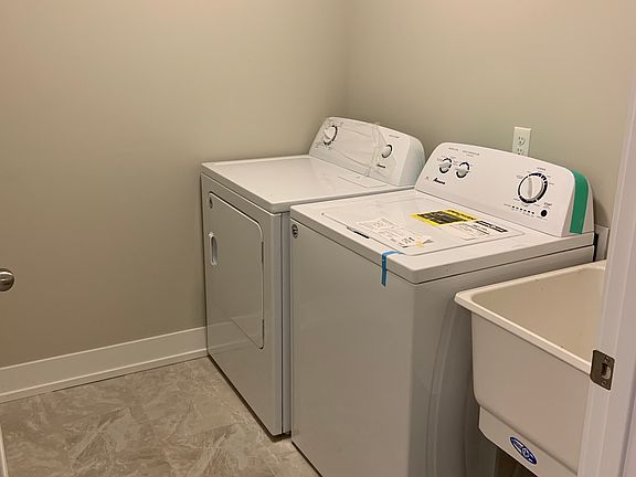 3rd image of 5656 Flagstaff Pines Dr