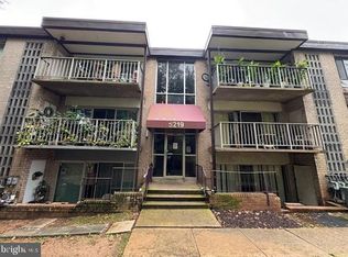 5219 Newton St APT T-3, Bladensburg, MD 20710
