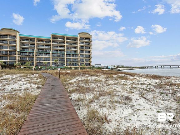 5th image of 27284 Gulf Rd APT 611