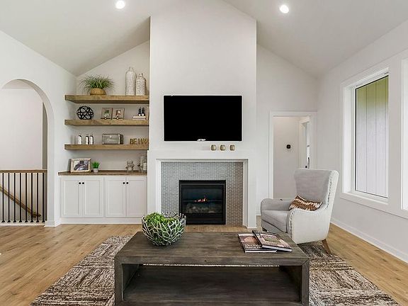7th image of this home
