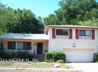 7013 Barkwood Dr, Jacksonville, FL 32277