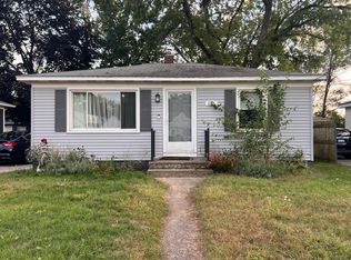 216 Maplelawn St SW, Wyoming, MI 49548