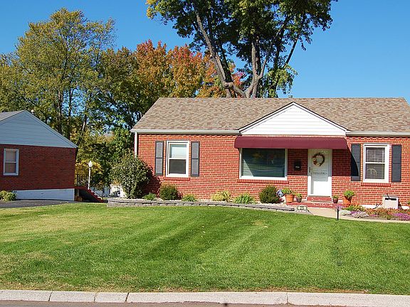3rd image of 25 N Duchesne Dr