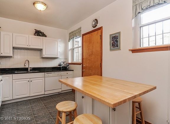 5th image of 926 W Windsor Ave #3S