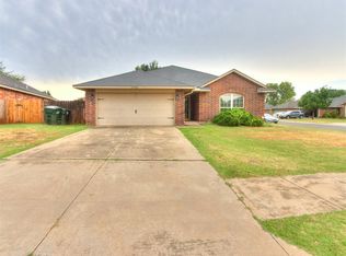 21925 Homesteaders Rd, Edmond, OK 73012