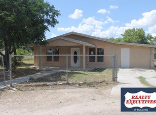 851 Lila Dr, Eagle Pass, TX 78852