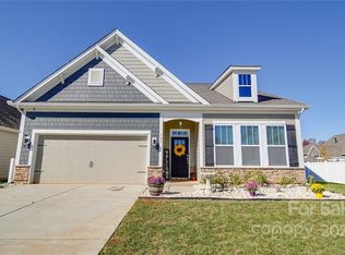 787 Altamonte Dr, Lake Wylie, SC 29710