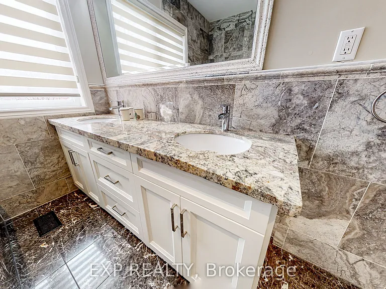 168 Caines Ave — Photo 33
