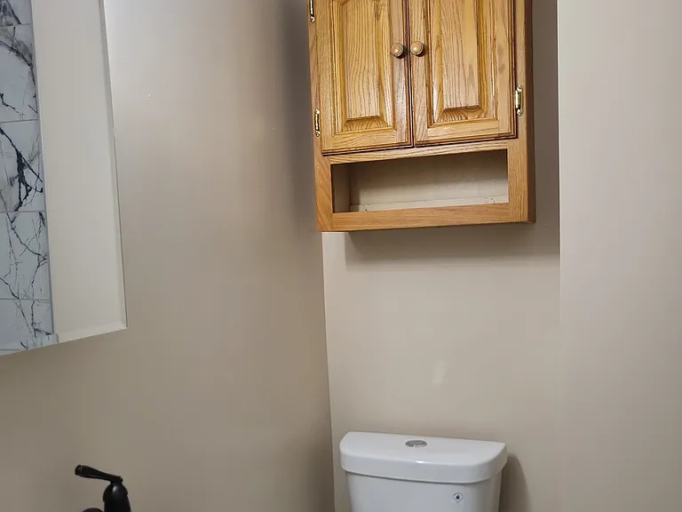 Bathroom2