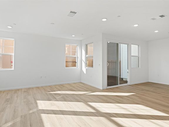 5th image of 8393 Eleodoro Way