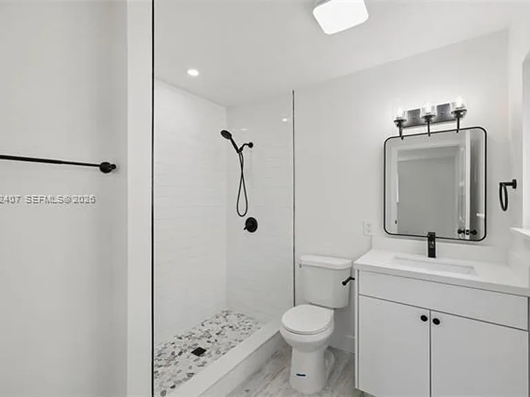 1867 NW 8th Ave — Photo 20