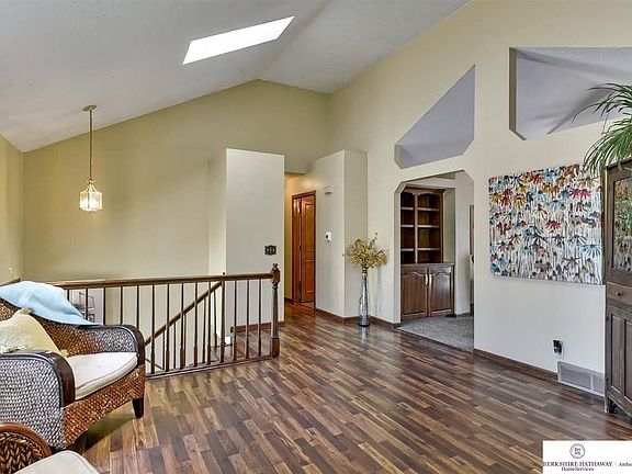 4th image of 1005 E Aberdeen Dr