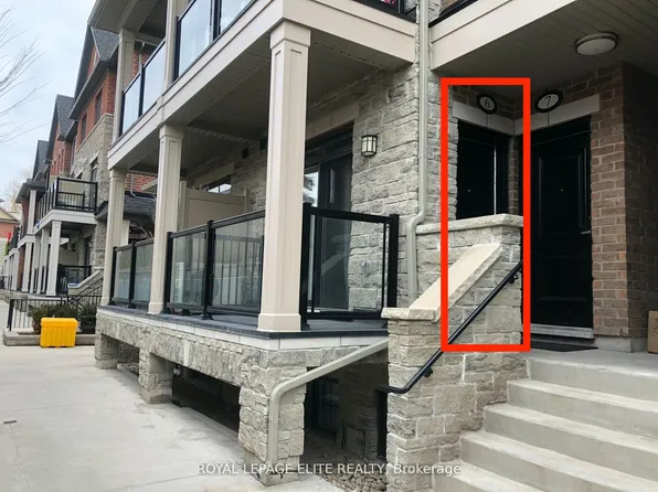 198 Pine Grove Rd #6, Vaughan, ON L4L 0H8