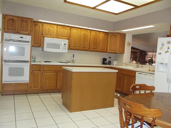 5th image of 2446 Ironwood Dr