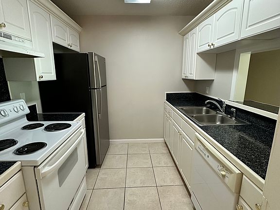 5th image of 3381 Argonaut Dr