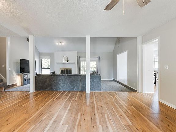 4th image of 10509 Eagle Ln