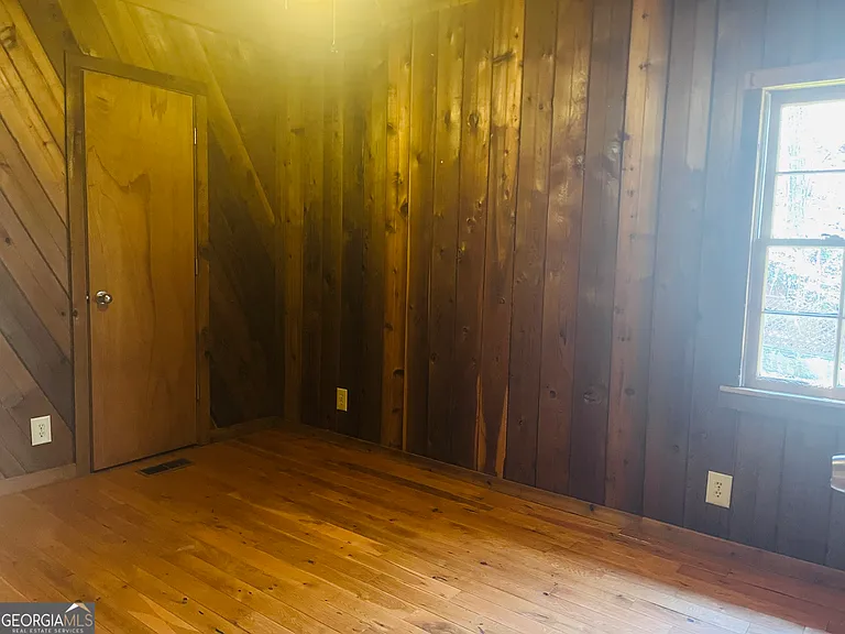 364 Grayson Trl — Photo 12