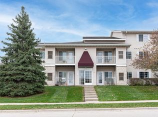 3702 9th St NW UNIT D, Rochester, MN 55901