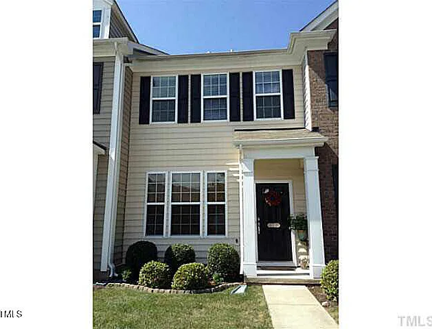 2 bed, 3.0 bath, $1,850 — Photo 2