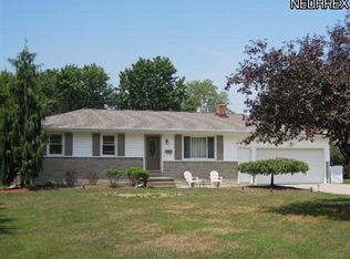 2310 Breezewood Dr, Youngstown, OH