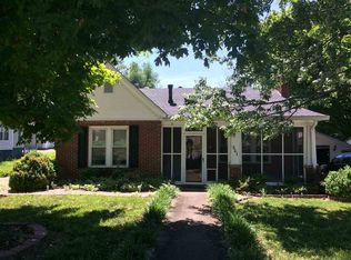 321 College St, Greenville, KY 42345