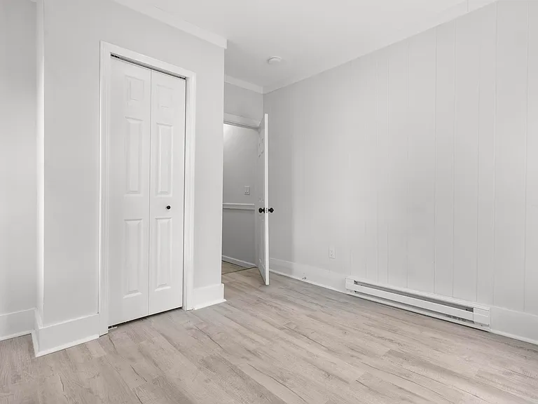 146 Hobart St #1 — Photo 11