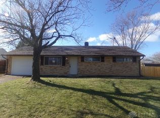6185 Farmborough Dr, Dayton, OH 45424