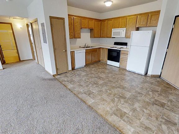 3rd image of 2615 Aspen Rd Unit 6
