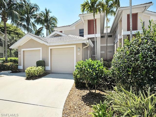 1st image of 833 Carrick Bend Cir APT 201