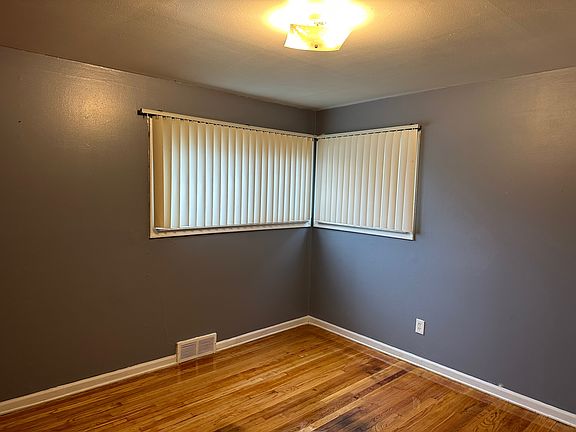 4th image of 6916 Lathers St