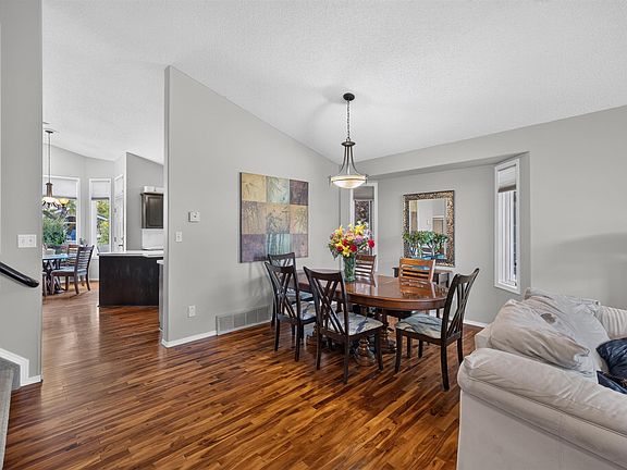 4th image of 65 Nottingham Blvd