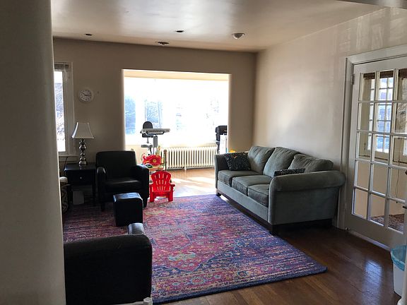 5th image of 5539-5541 Beacon St #5539