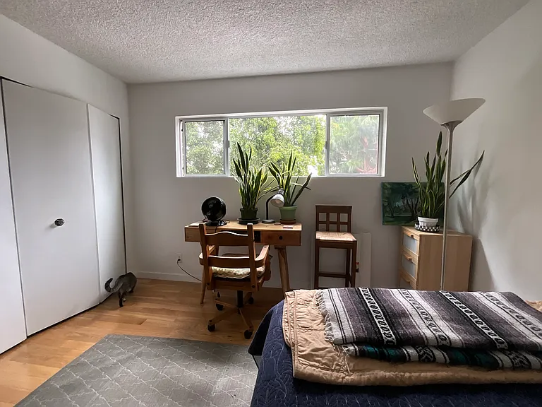1830 Taft Ave #306 — Photo 2